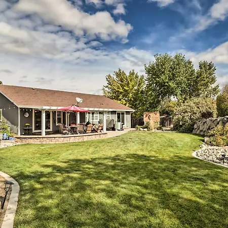 Hot Tub & Fire Pit: Reno Gem 12 Mi To Skiing-2